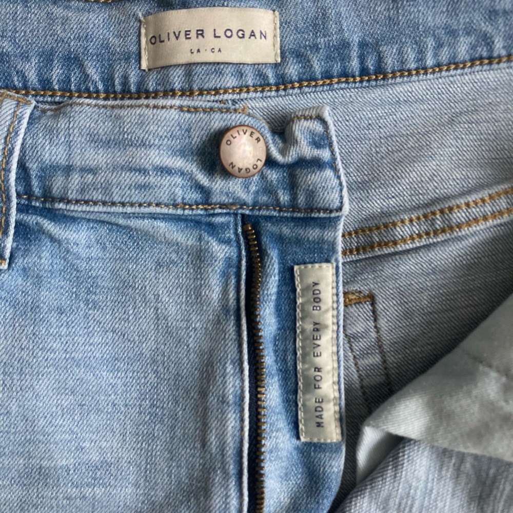 Oliver Logan Size 30 Relaxed Tapered Jeans